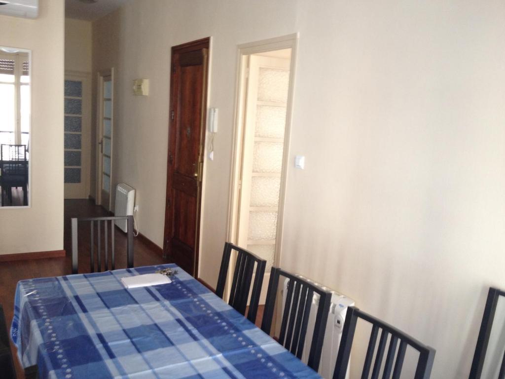 Apartamentos Turia Valencia Habitación foto